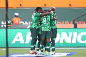 نيجيريا تتأهل لدور نصف نهائي أمم أفريقيا بعد الفوز على أنجولا