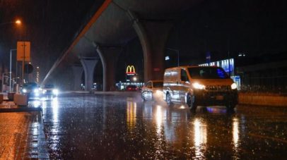 محلل طقس: الحالة المطرية مستمرة على الرياض حتى صباح الإثنين
