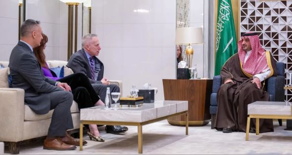 الأمير عبدالعزيز بن سعود يبحث مع سفير أمريكا لدى السعودية موضوعات ذات اهتمام مشترك