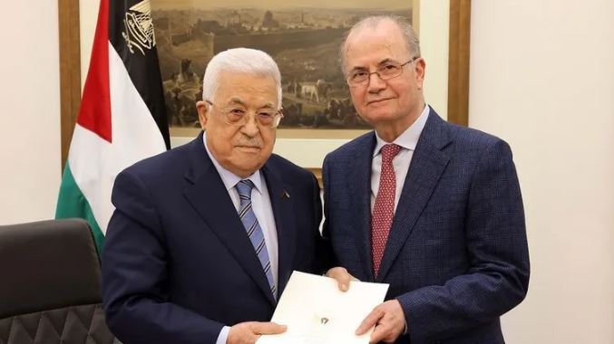 الرئيس الفلسطيني يكلف محمد مصطفى بتشكيل حكومة جديدة