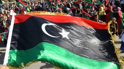 محلل سياسي لـ”الوئام” : الأزمة الليبية ستحل حين نتخلص من المؤامرات الخارجية