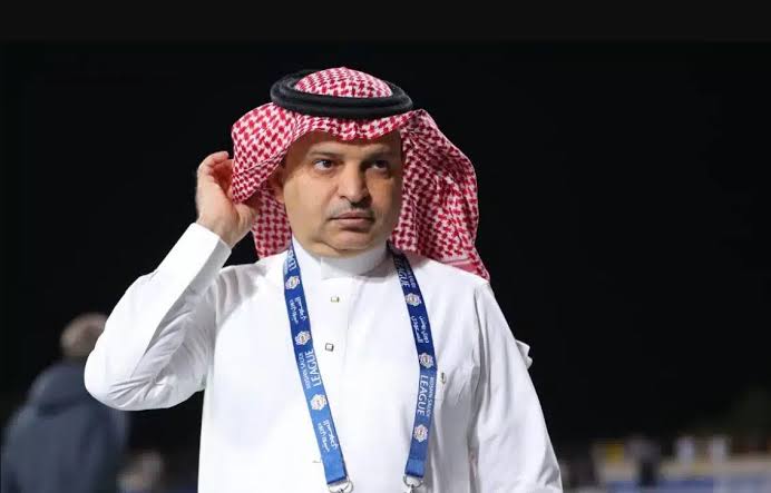استقالة مسلي آل معمر من رئاسة نادي النصر