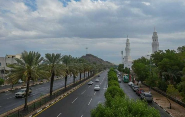 الأرصاد: طقس غائم جزئيًا وفرصة هطول أمطار على عدة مناطق