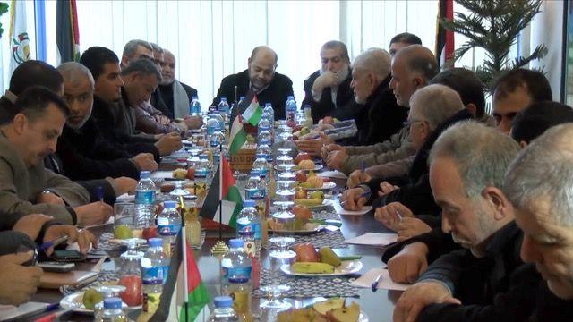 أكاديمي فلسطيني يوضح لـ”الوئام ” أهم الملفات على طاولة الحكومة الفلسطينية المرتقبة