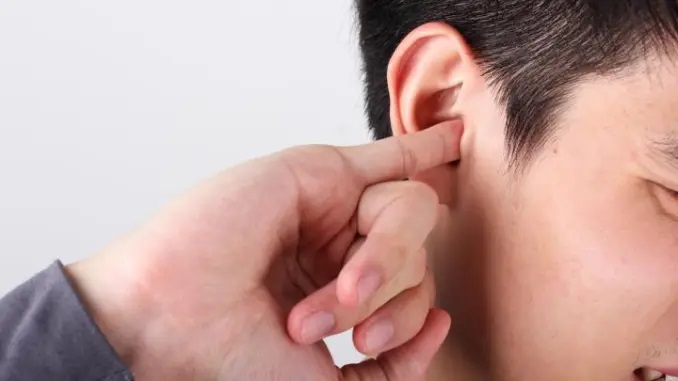 7 أسباب لحكة الأذن
