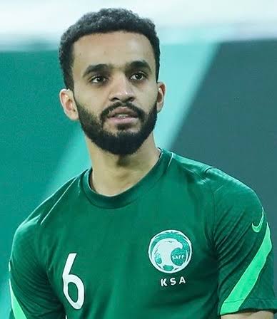 محمد البريك يخطف الأنظار في مباراة السعودية وطاجيكستان