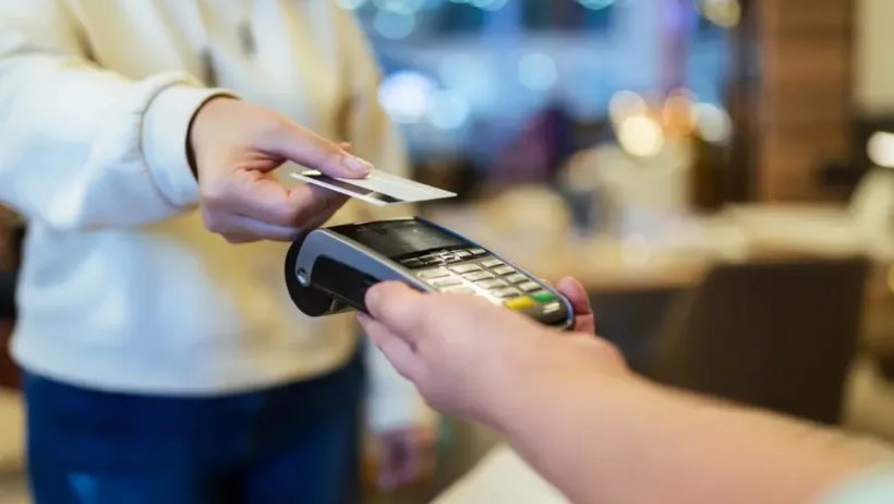 “فيزا”: السعودية نموذج ناجح للشراكة بين البنوك والتكنولوجيا المالية بفضل رؤية 2030