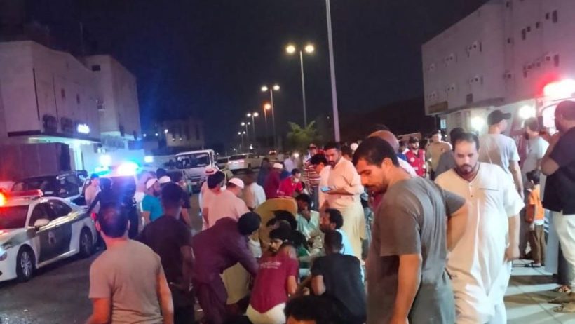 أثناء تناولهم الإفطار.. وفاة و20 مصاباً في حادث سير بمكة