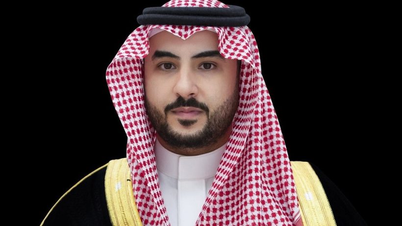 وزير الدفاع يبحث تطورات التصعيد العسكري بالمنطقة مع نظيره البريطاني