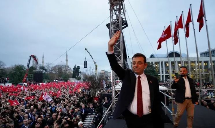 أكرم إمام أوغلو.. من هو معارض أردوغان الذي فاز في “انتخابات إسطنبول”؟