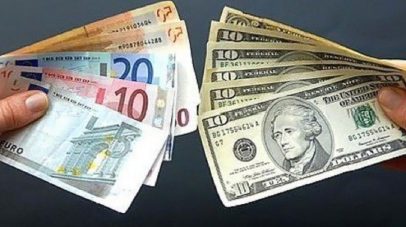 تراجع الدولار واليورو مقابل الروبل