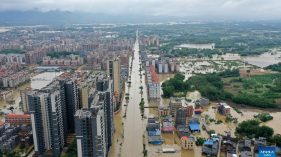 الفيضانات تضرب قوانغدونغ جنوبي الصين والسلطات تعيد توطين السكان