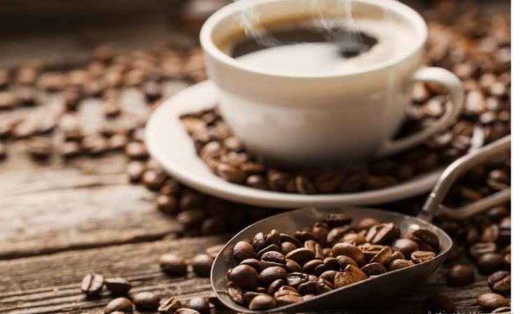 هل من المفيد شرب القهوة في الصباح؟