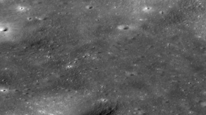 جسم غامض يتحرك نحو القمر ووكالة ناسا تكشف حقيقته