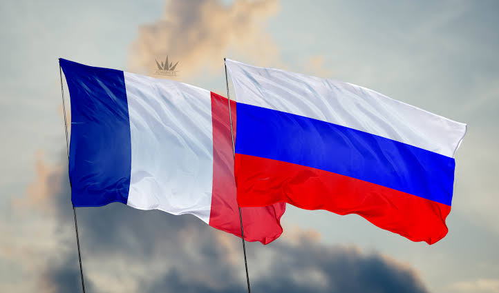 روسيا تستدعي السفير الفرنسي بعد تصريحات اعتبرت “غير مقبولة”