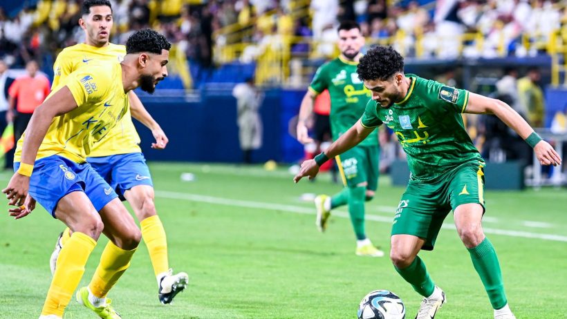 النصر يعبر الخليج بثلاثية ويواجه الهلال في نهائي أغلى الكئوس