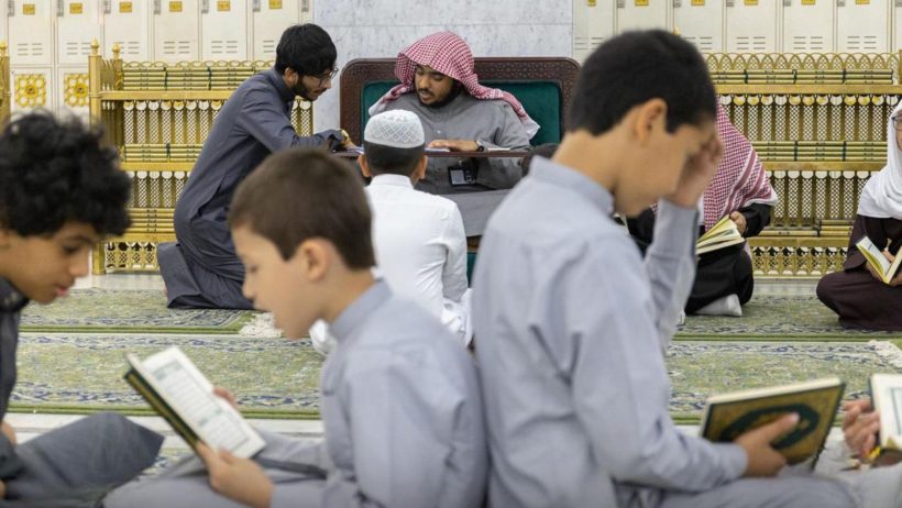 تتواصل 24 ساعة يوميًا.. إطلاق 1000 حلقة قرآنية في الحرمين خلال موسم الحج