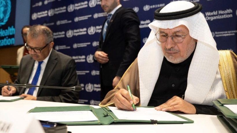السعودية توقع 5 برامج مع “الصحة العالمية” لصالح اليمن والسودان وسوريا بـ19 مليون دولار