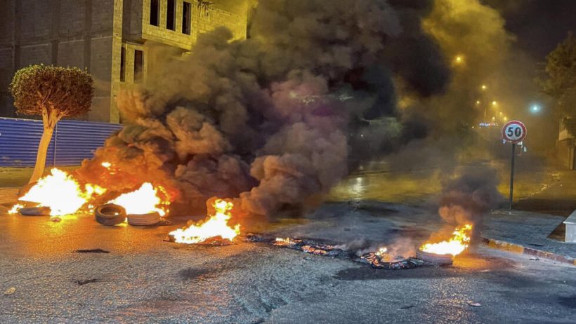 محلل سياسي لـ”الوئام”: السلطات الليبية فشلت في كبح جماح الجماعات المسلحة