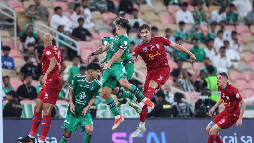 الأهلي يسحق أبها بخماسية في دوري روشن