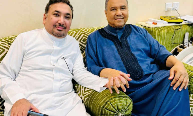 محمد عبده يُطمئن جمهوره: أنا بخير بفضل الله