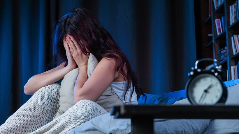 7 أنواع من الأطعمة تعزز خطر الإصابة بالأرق المزمن