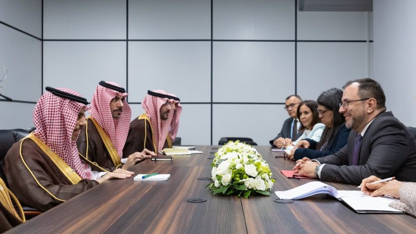 على هامش اجتماعات بريكس.. فيصل بن فرحان يلتقي وزيري خارجية روسيا وفنزويلا