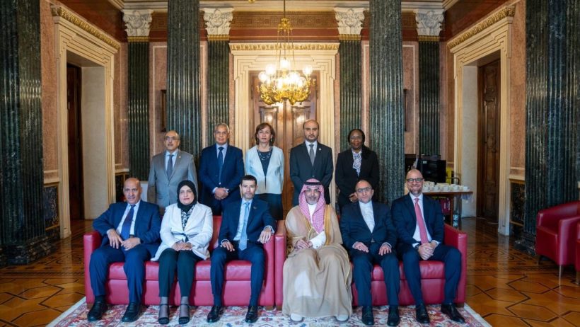 وزير المالية يوقع اتفاقية ثلاثية لدعم اقتصاد الصومال