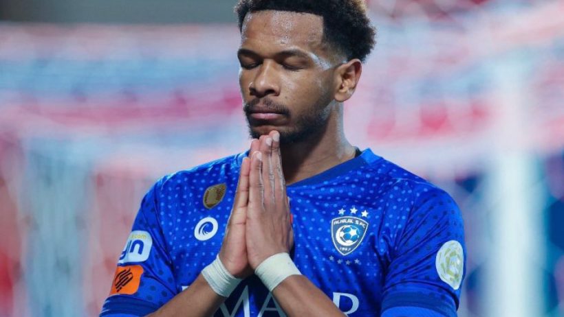 هل سيخرج البليهي من المنتخب إذا خرج من الهلال؟