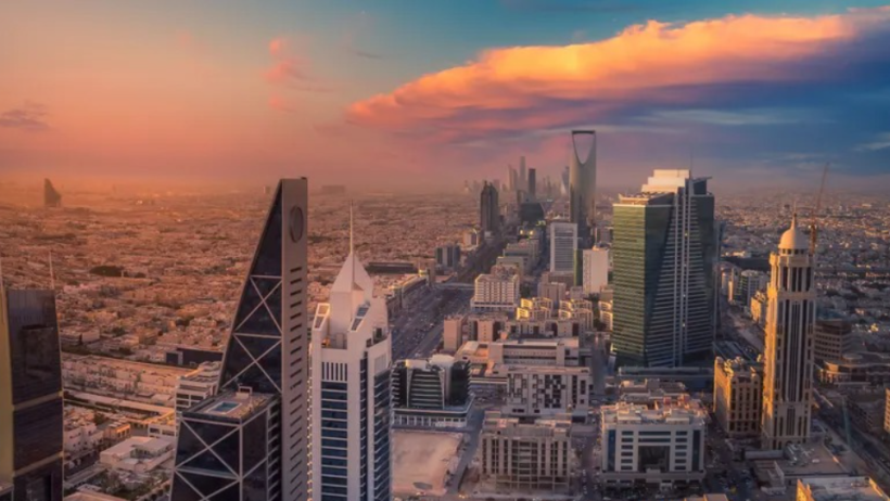 ارتفاع السيولة إلى 2.8 تريليون ريال يؤكد قوة الاقتصاد السعودي ويعزز ثقة المستثمرين