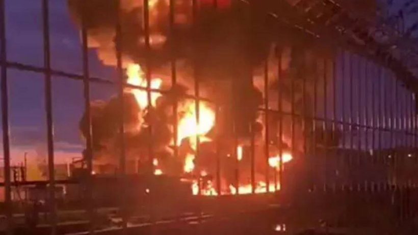 طالت منشآت طاقة.. حرائق ضخمة في روسيا جراء هجوم أوكراني عنيف
