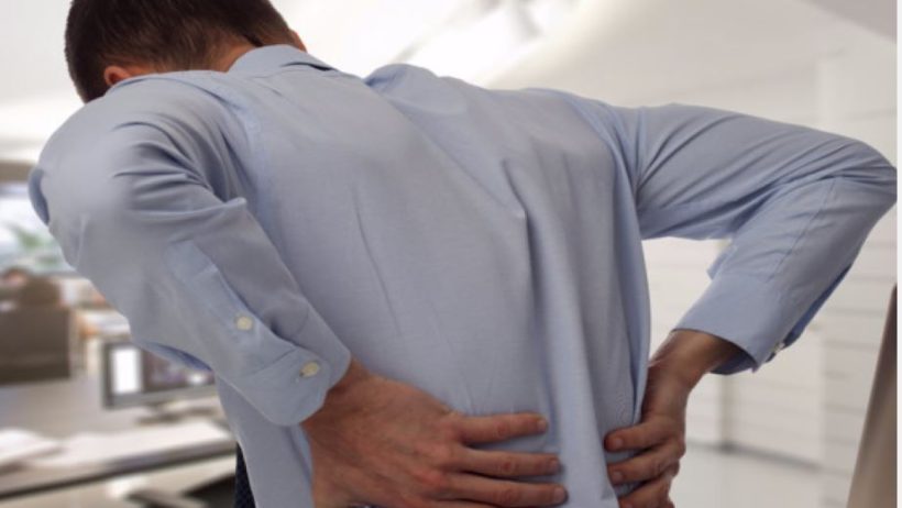 متى تستلزم آلام أسفل الظهر استشارة الطبيب؟