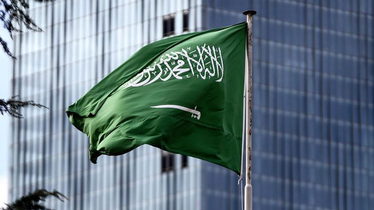 إجمالي إنجازات محفظة “الاستثمارات العامة” لتطوير 12 قطاعًا بلغ 943 مليار ريال