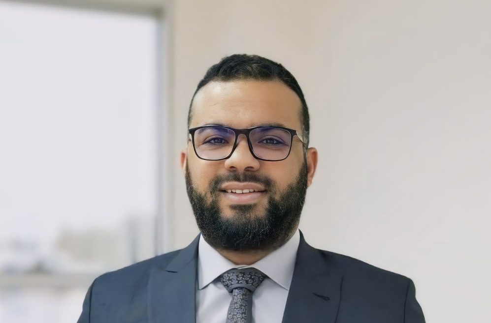 أضرار كثرة ضغوط الأبوين على الأبناء عند خروجهم لسوق العمل