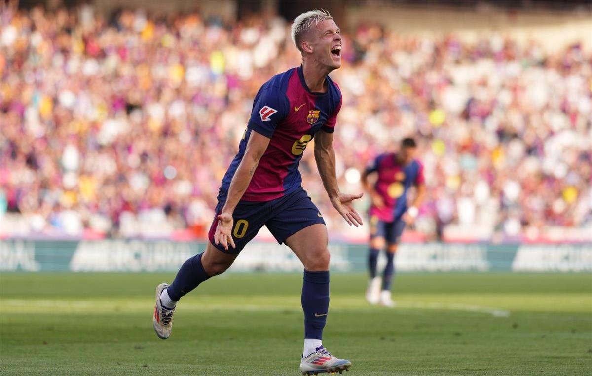 برشلونة يكشف تشخيص إصابة أولمو ومدة غيابه