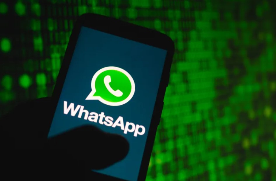 “واتساب” تتيح تحويل الصوت إلى نص