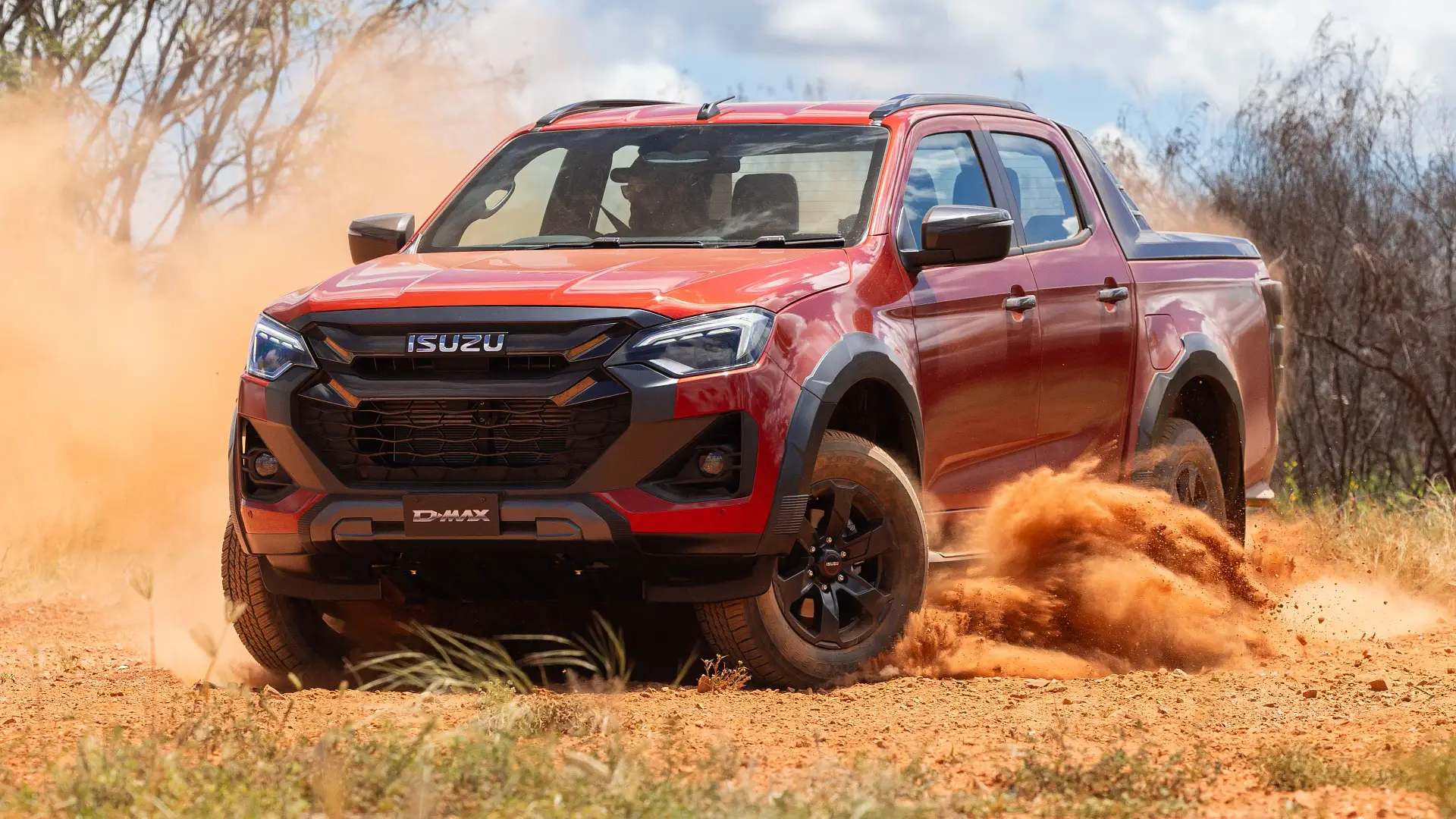 إيسوزو تطلق سيارتها البيك آب D-Max