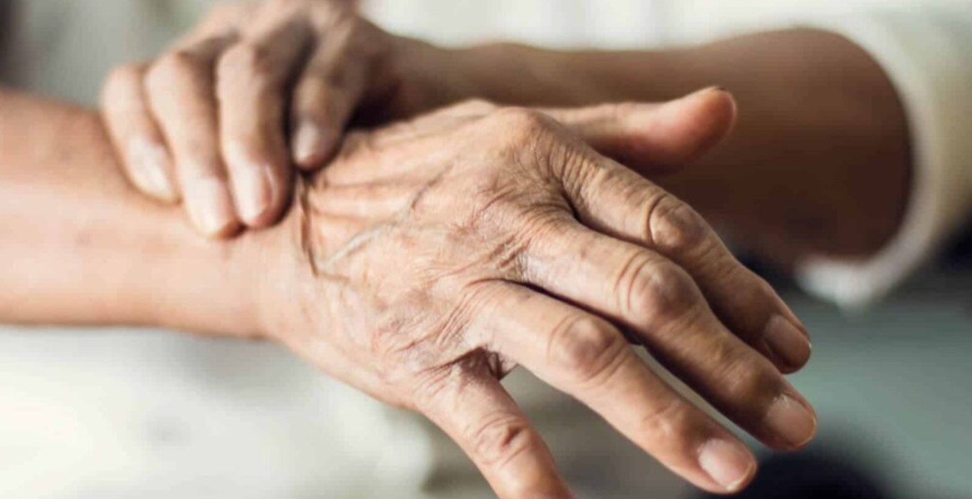 اكتشاف واعد.. دواء لضغط الدم يخفف أعراض “باركنسون”