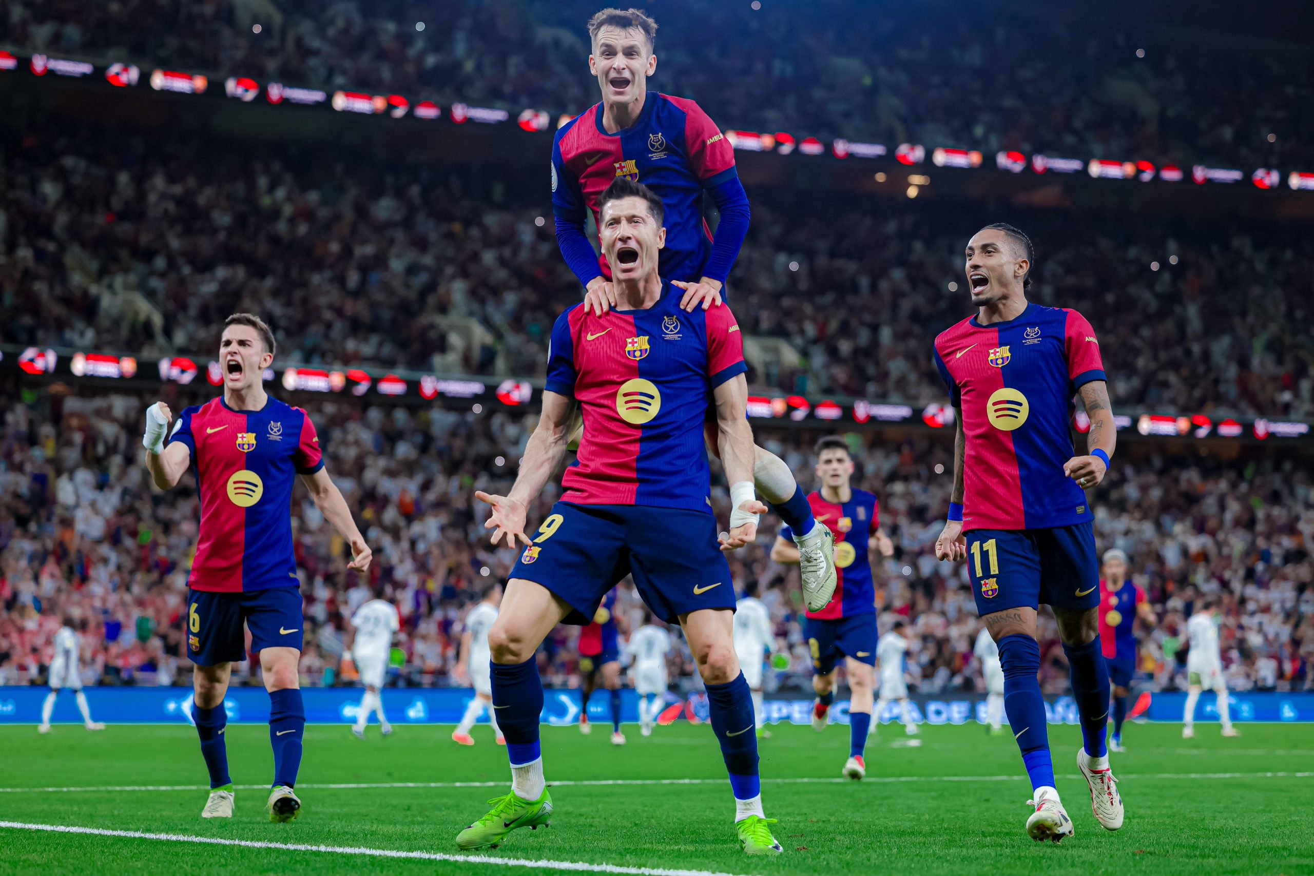 موعد مباراة برشلونة وآينتراخت فرانكفورت اليوم في دوري أبطال أوروبا 2025  والقناة الناقلة - الوئام