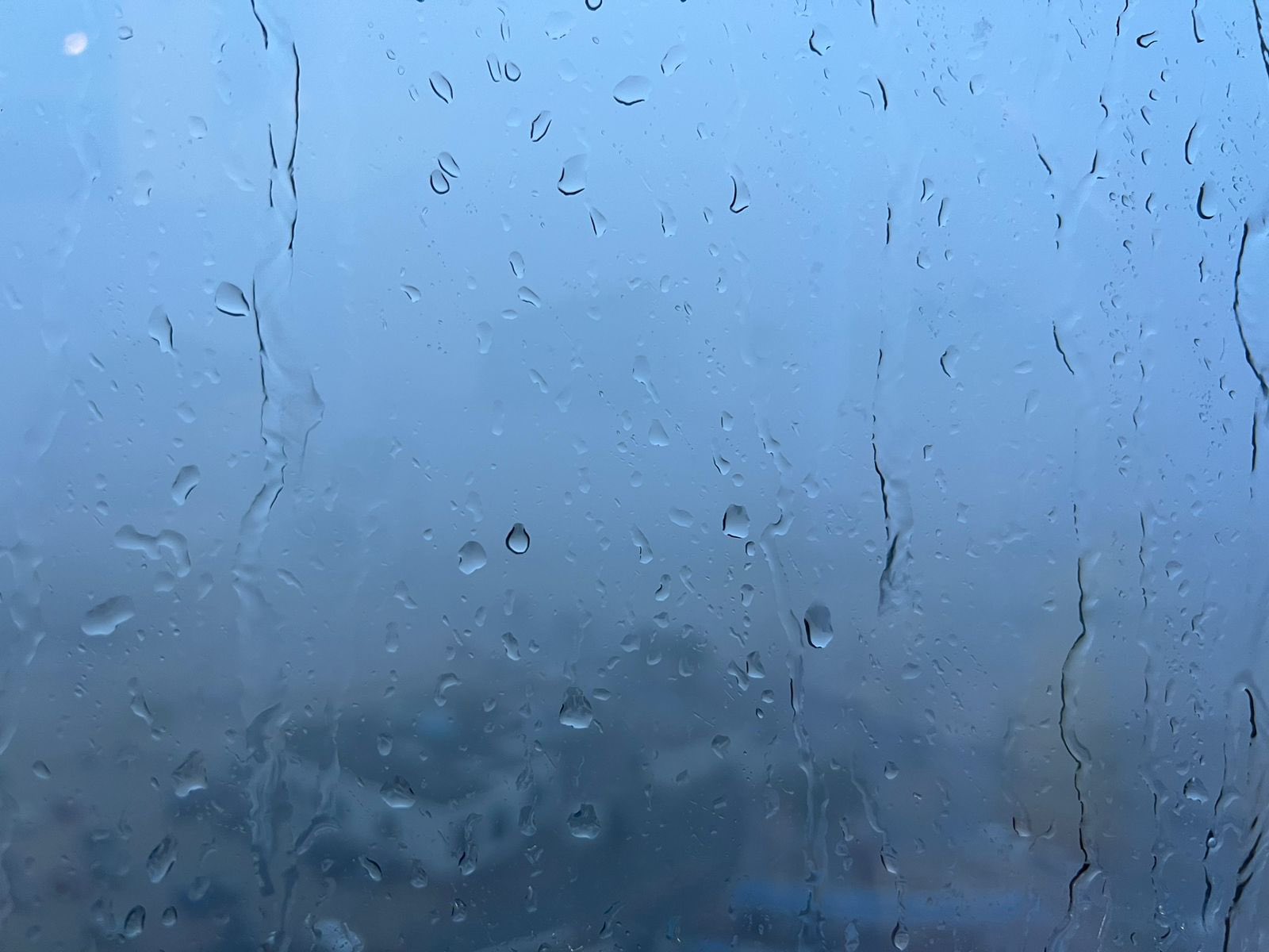 حي البساتين في جدة يسجل أعلى كمية أمطار بـ 38 ملم