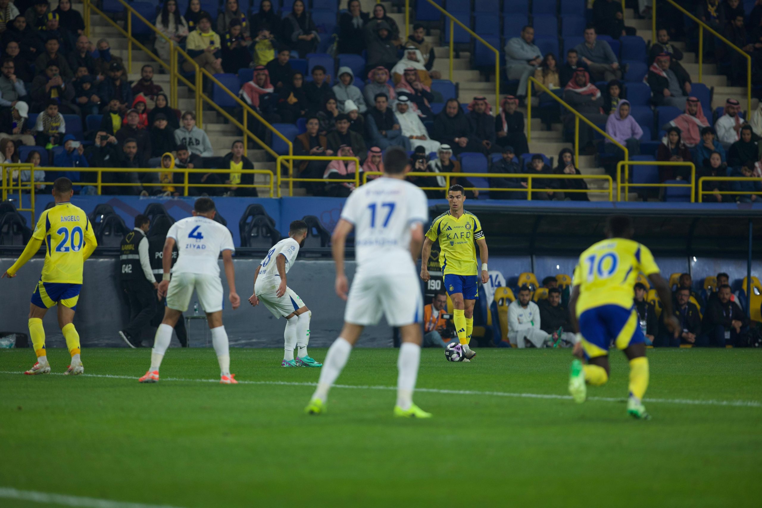 رونالدو في الصدارة.. ترتيب هدافي الدوري بعد مباراة النصر والفتح