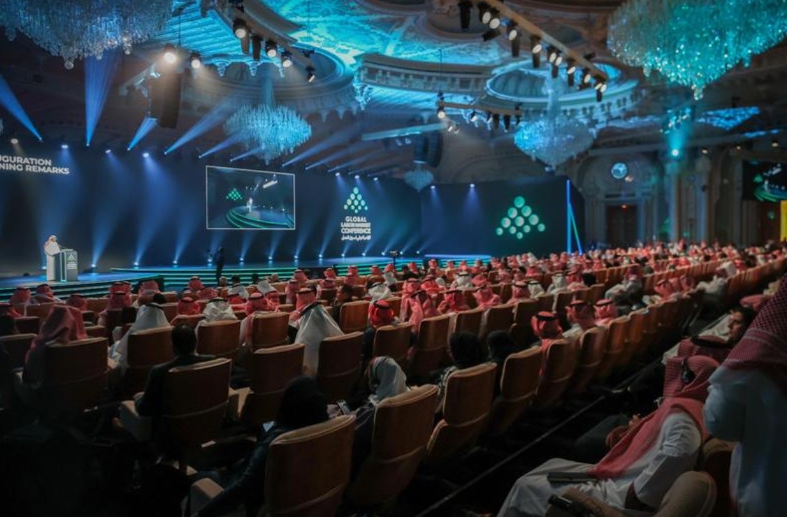 مؤتمر “سوق العمل” بالرياض.. تعزيز التعاون الدولي لمواجهة تحديات البطالة