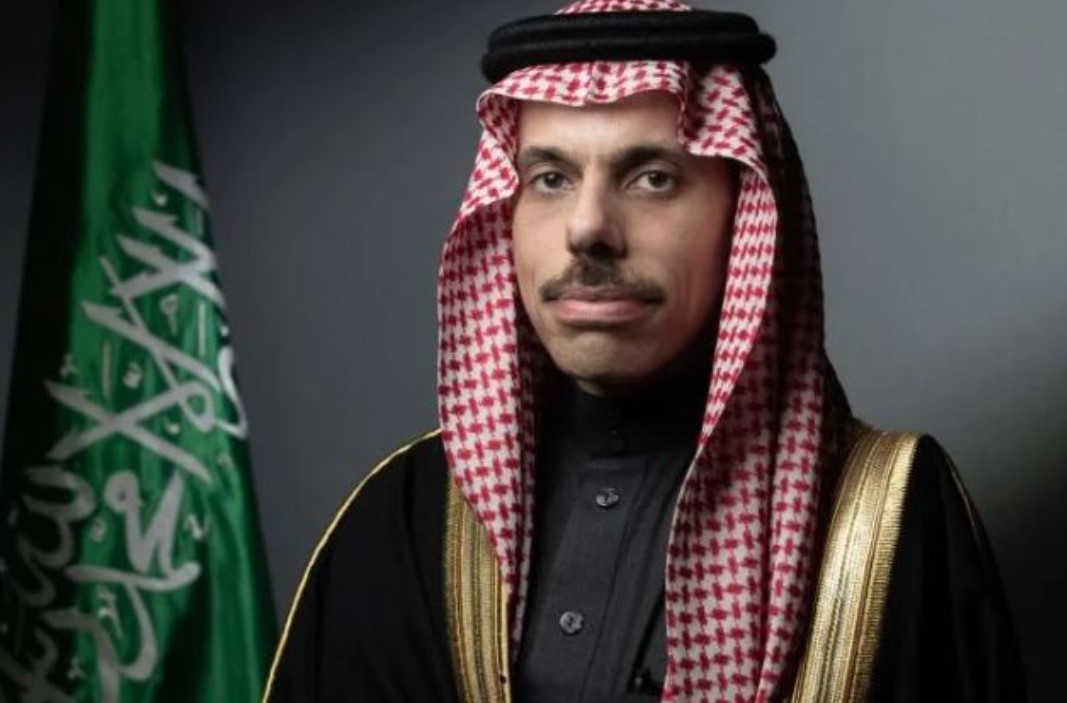 وزير الخارجية يبحث هاتفيًا مع نظيره الأمريكي التطورات الإقليمية