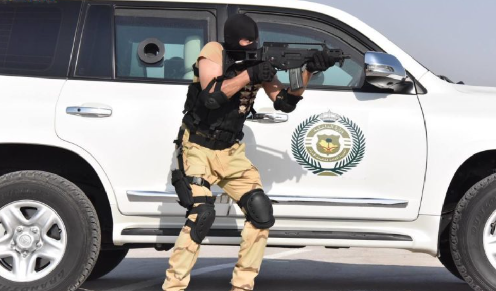 القبض على 7 مروجين للحشيش والإمفيتامين وأقراص طبية محظورة