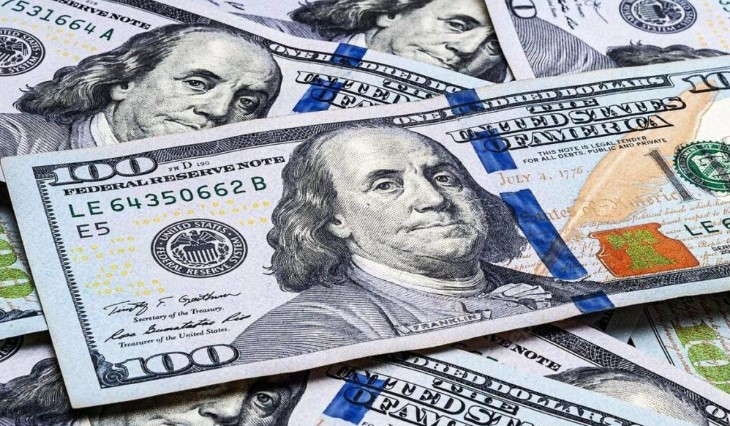 تراجع الدولار مع صدور بيانات التضخم الأمريكية