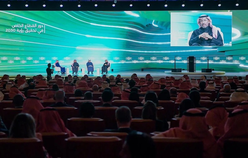 4 مسارات و120 متحدثا.. انطلاق منتدى صندوق الاستثمارات العامة
