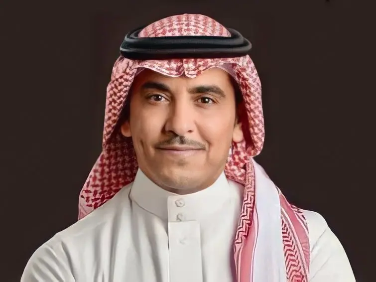 وزير الإعلام سلمان الدوسري: العمل الميداني أساس الصحافة