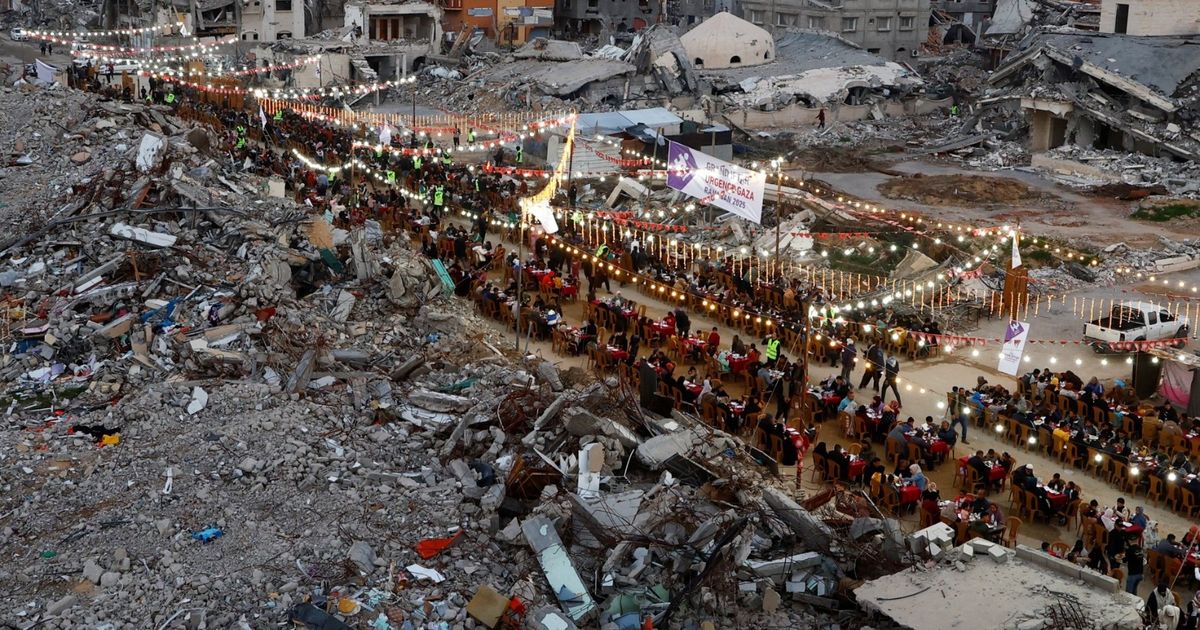 البيان الختامي للقمة العربية يعتمد خطة شاملة لإعمار غزة ويرفض التهجير