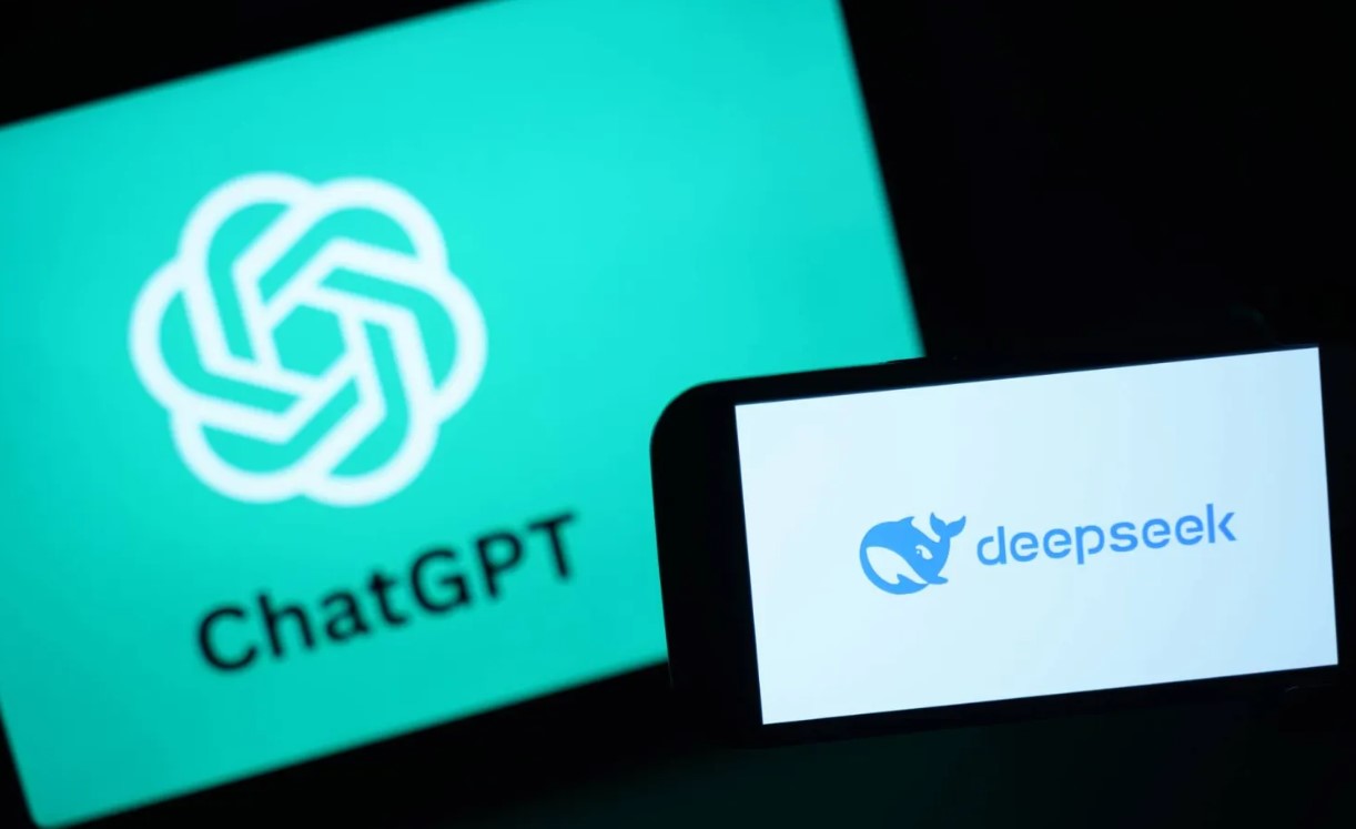 “DeepSeek” يواجه اتهامات باستخدام بيانات “ChatGPT”