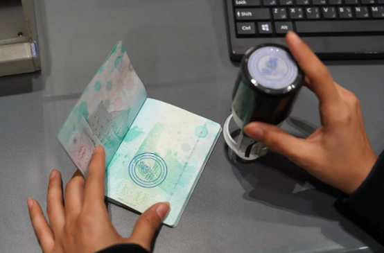“الداخلية” تطلق ختما خاصا بمؤتمر مبادرة القدرات البشرية 2025